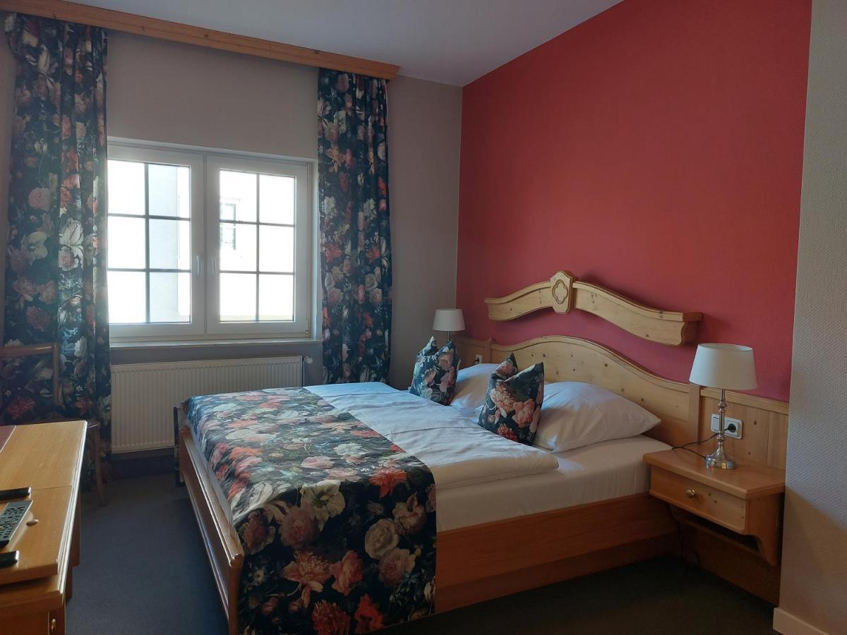 Pouls Hof Hotel Weimar Erfurt Klettbach Esterno foto